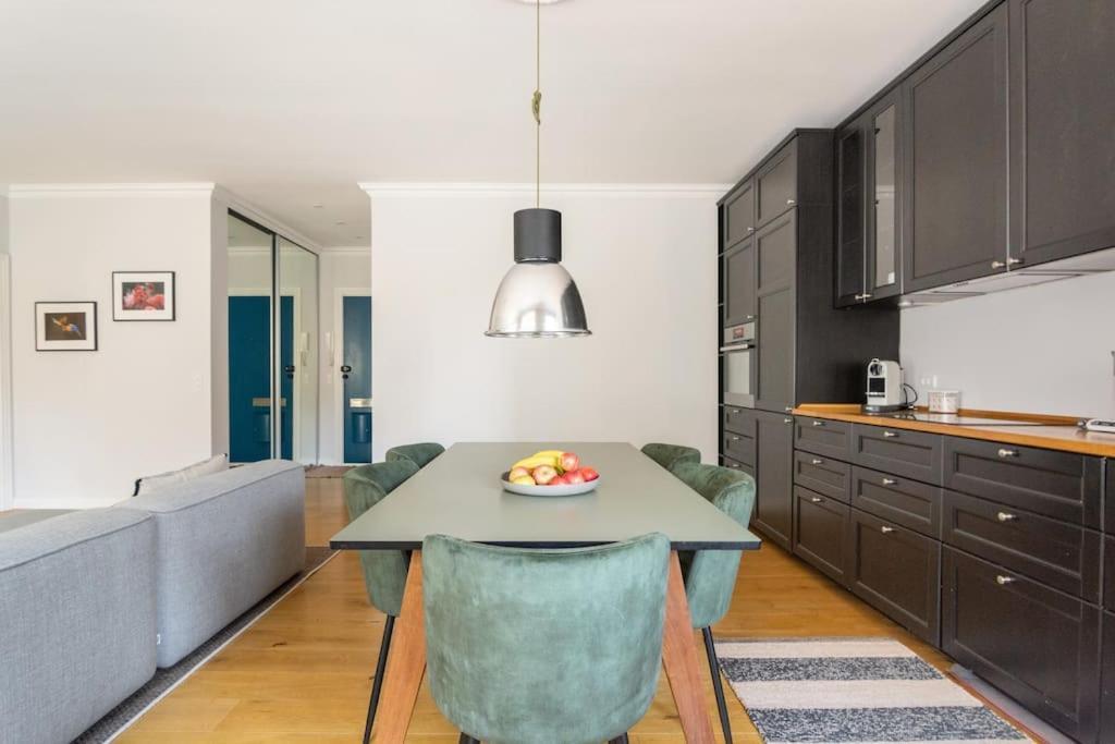 كوبنهاجن Cozy Apartment In Christianshavn W Two Balconies. المظهر الخارجي الصورة