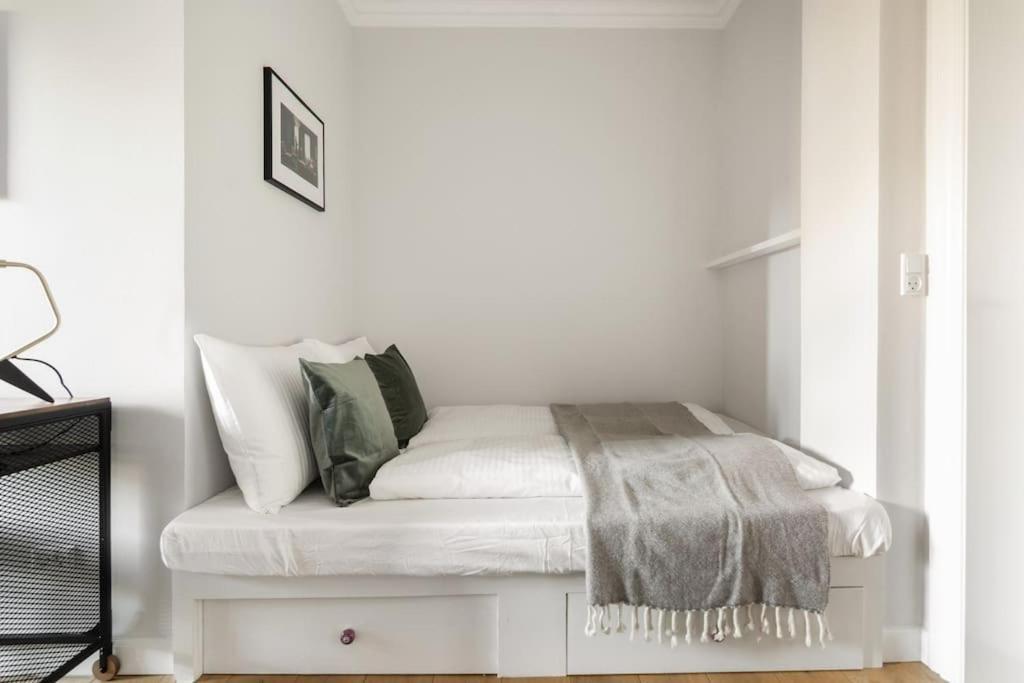 كوبنهاجن Cozy Apartment In Christianshavn W Two Balconies. المظهر الخارجي الصورة